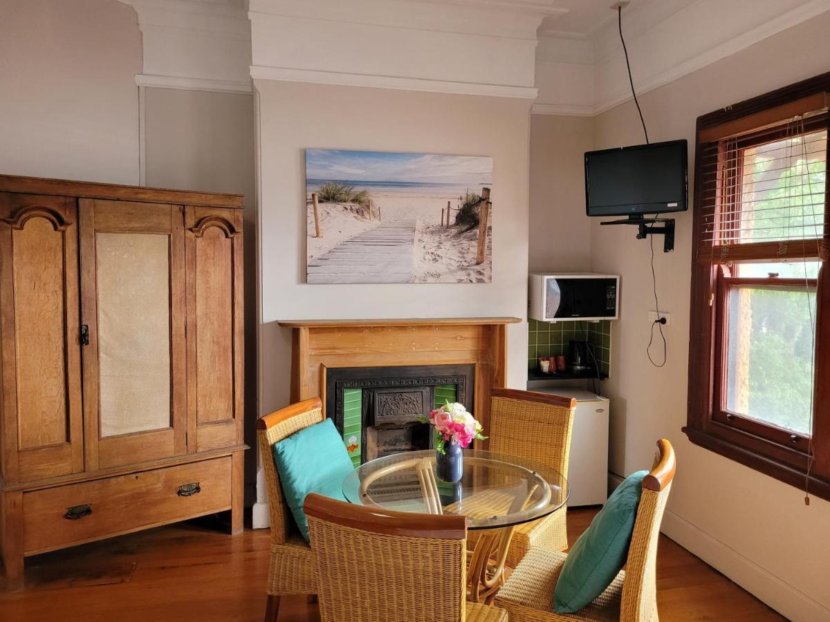 Burwood Bed And Breakfast Sydney Exterior photo