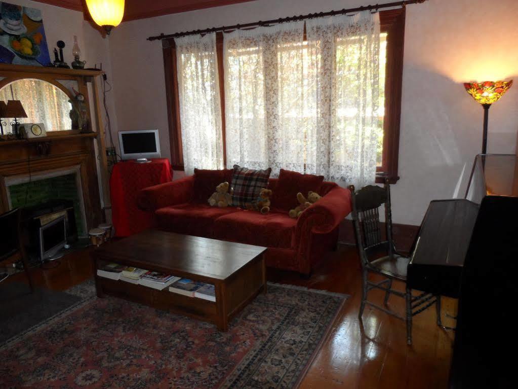 Burwood Bed And Breakfast Sydney Exterior photo